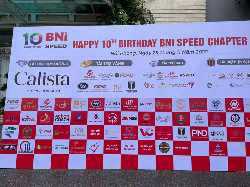 Thi công backdrop cho sự kiện sinh nhật 10 năm của BNI SPEED CHAPTER
