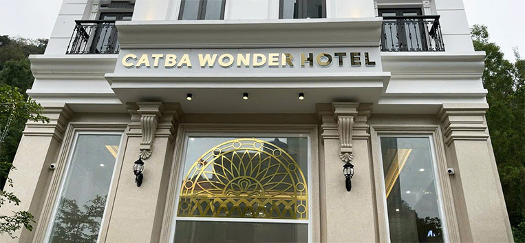 Làm biển quảng cáo cho khách sạn CATBA WONDER