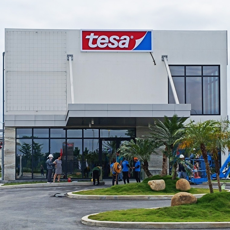 Thi công biển quảng cáo trên nóc nhà cho Công ty TESA Hải Phòng