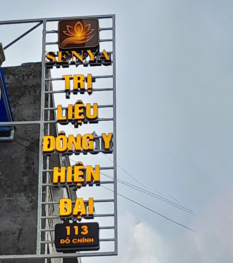 Thi công biển quảng cáo cho phòng trị liệu đông y SENYA